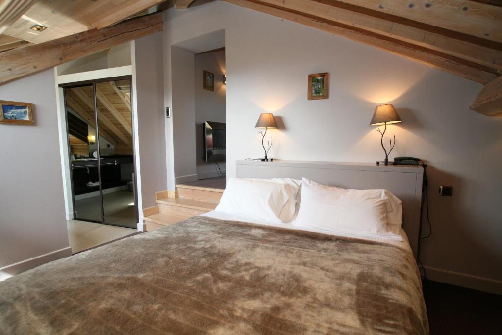 Hotel Corrieu La Llagonne Rum bild