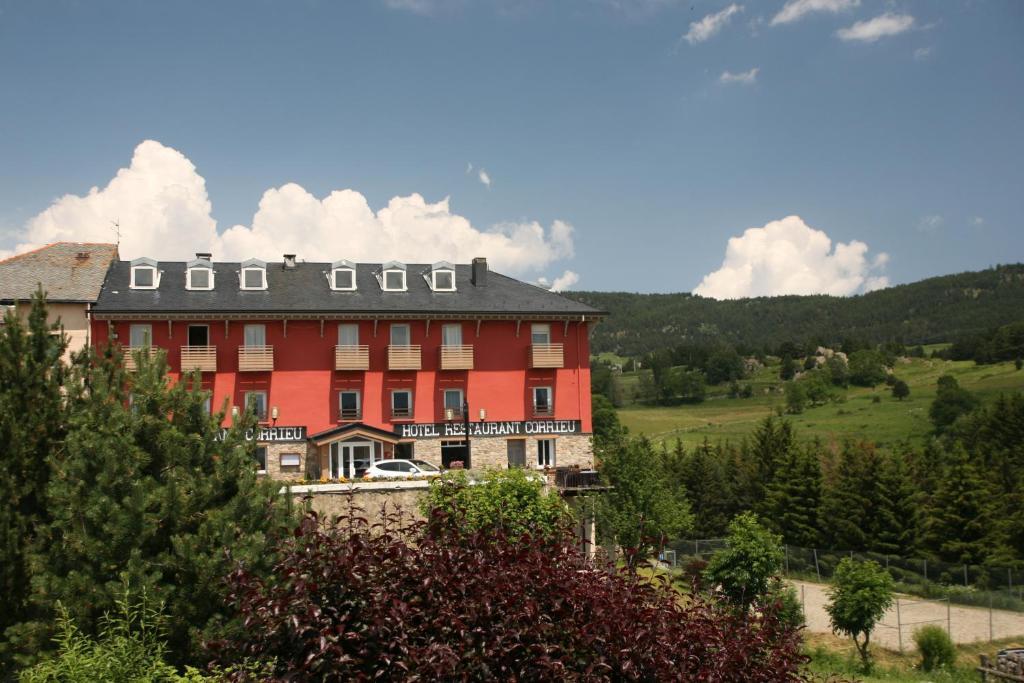 Hotel Corrieu La Llagonne Exteriör bild