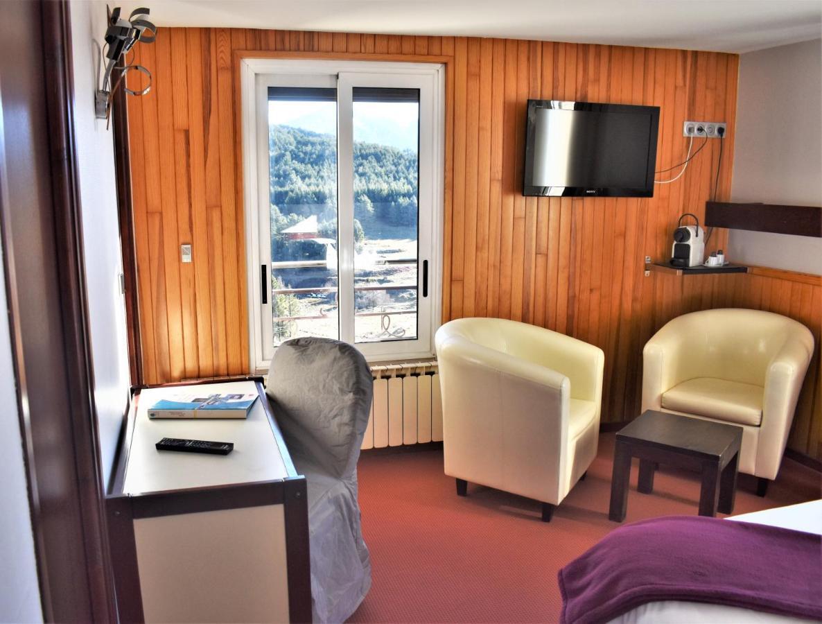Hotel Corrieu La Llagonne Exteriör bild